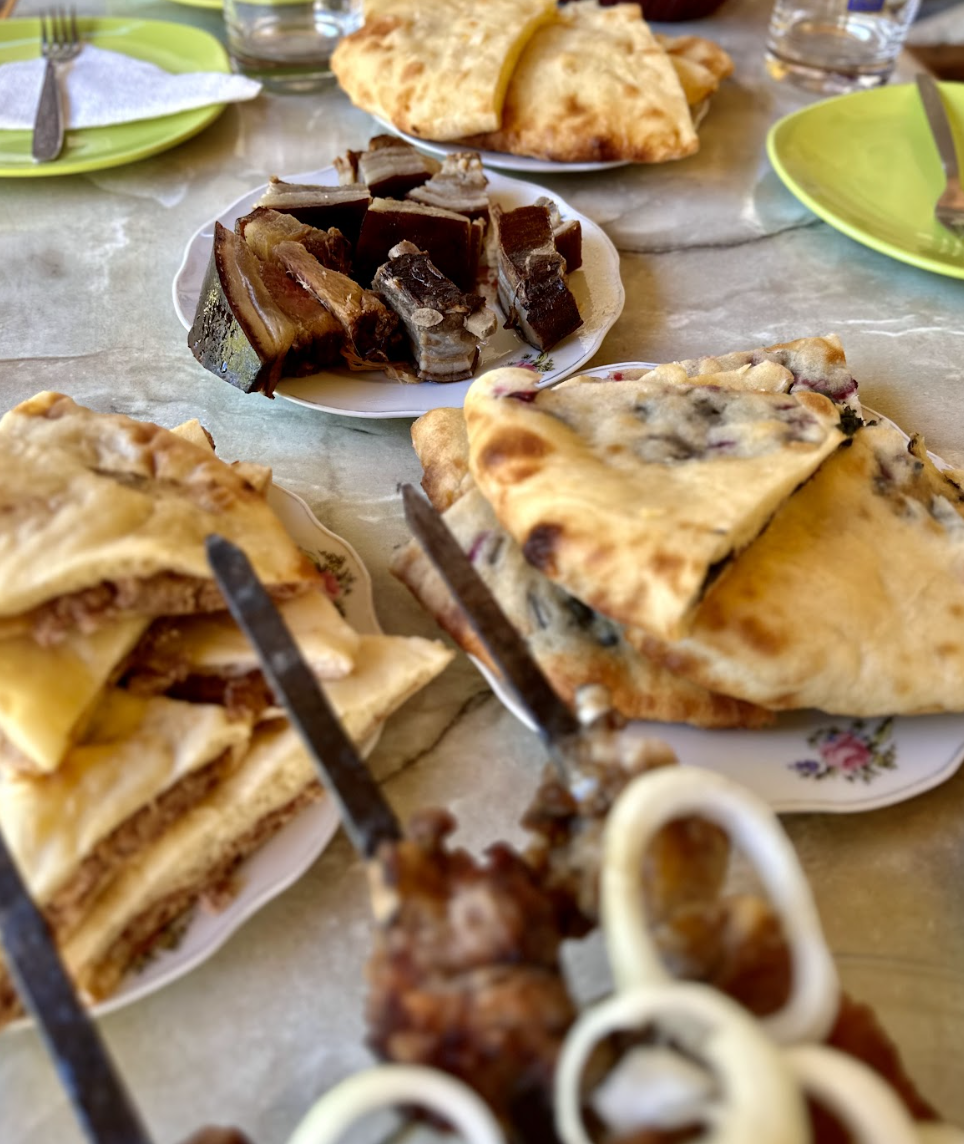 traditional lunch in oni